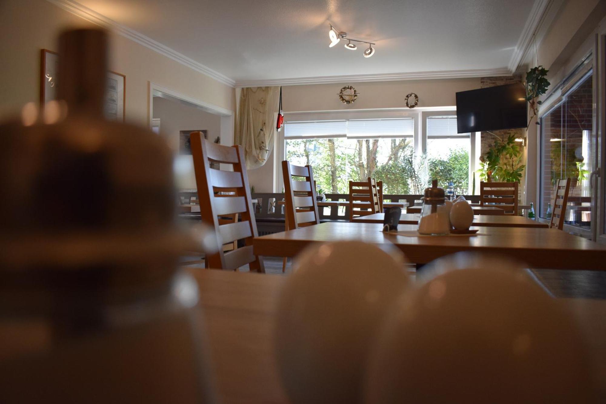 Hotel Haus Am Meer Busum Exterior photo